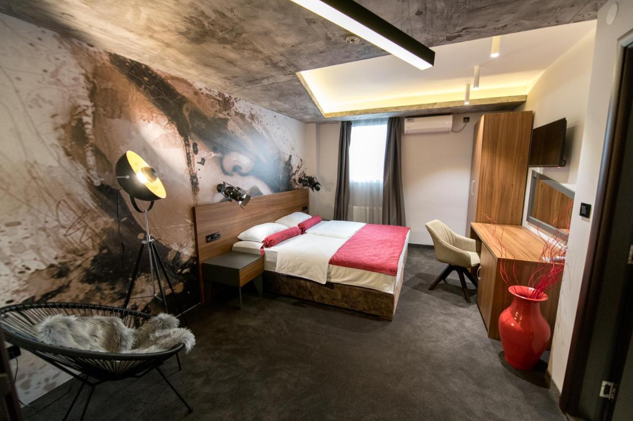 Hotel Bavka Лесковац Екстер'єр фото