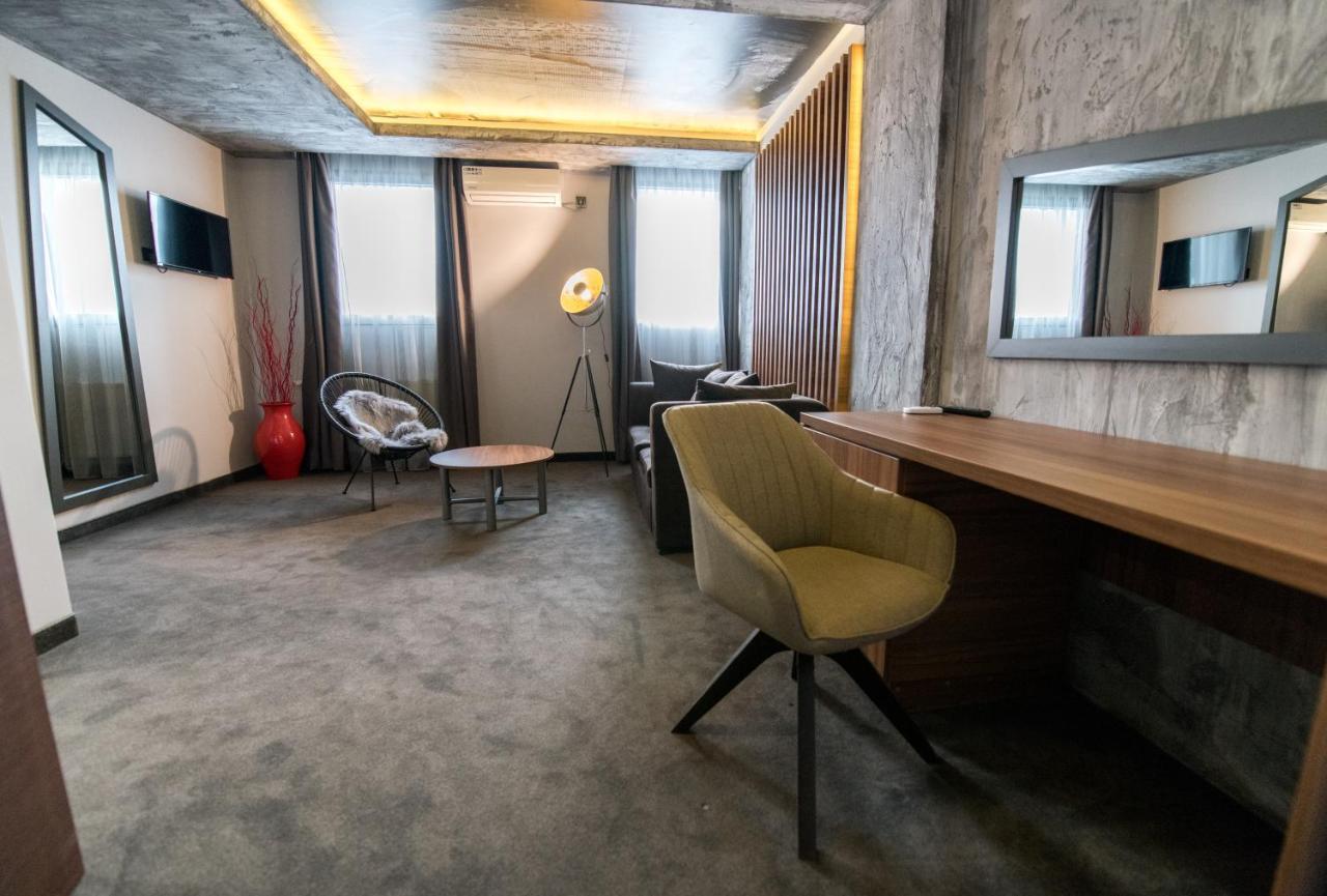 Hotel Bavka Лесковац Екстер'єр фото