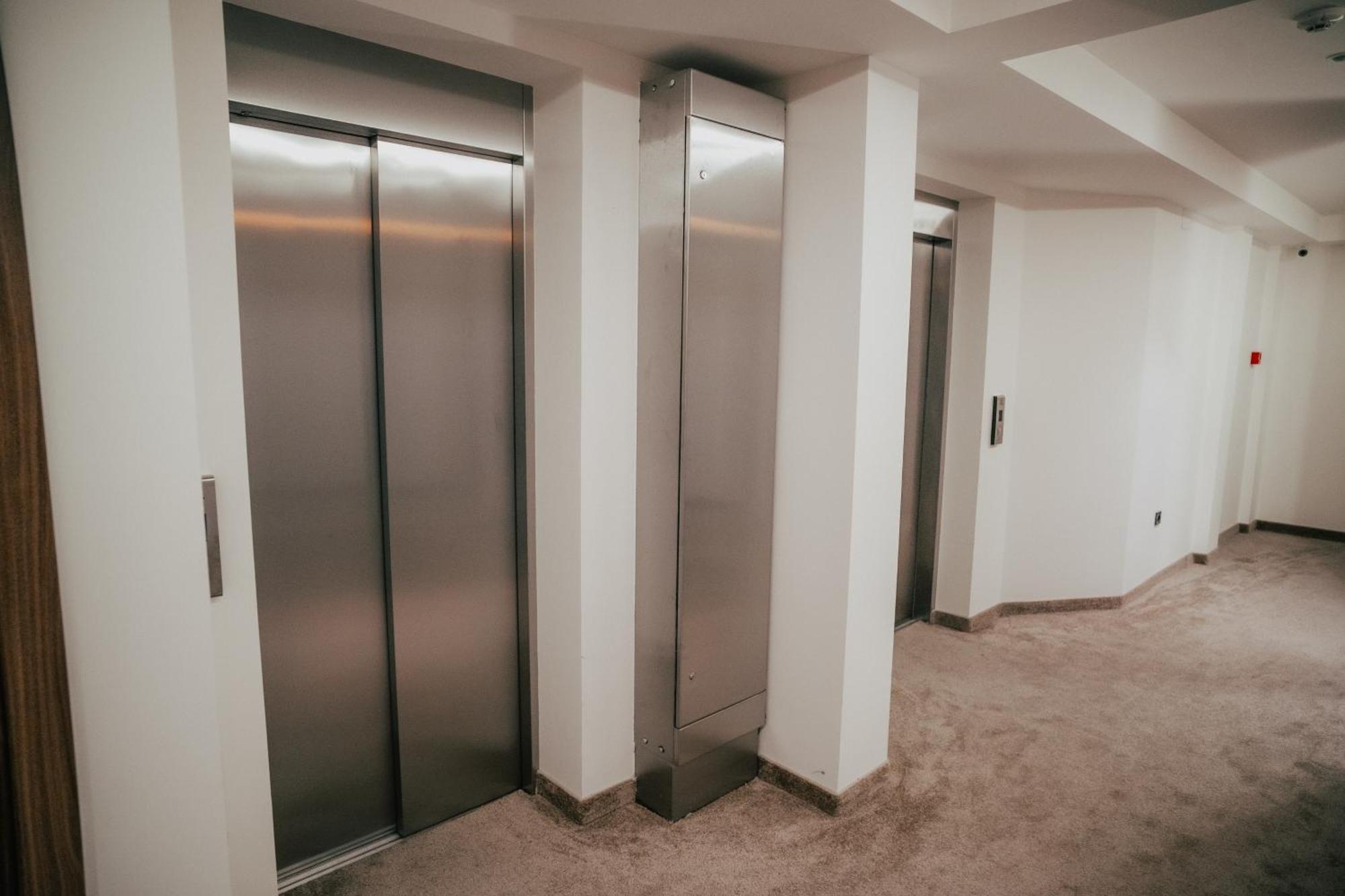 Hotel Bavka Лесковац Екстер'єр фото